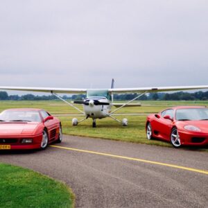 Combi: Helikoptervlucht en rijden in een Ferrari