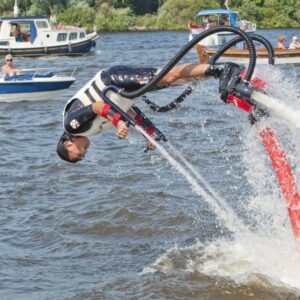 Vlieg boven het water met 15 minuten Flyboarden!