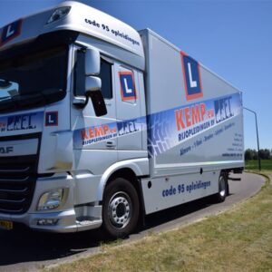 Rijd zelf in een vrachtwagen
