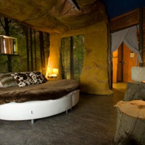 Overnachting in een hunebed