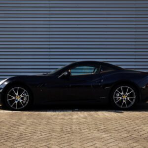 Rijd zelf in een Ferrari California