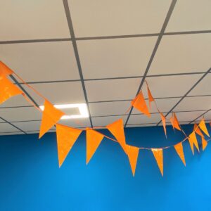 Oranje vlaggenlijn 10 meter – Feestelijk voetbaldecor 🎉