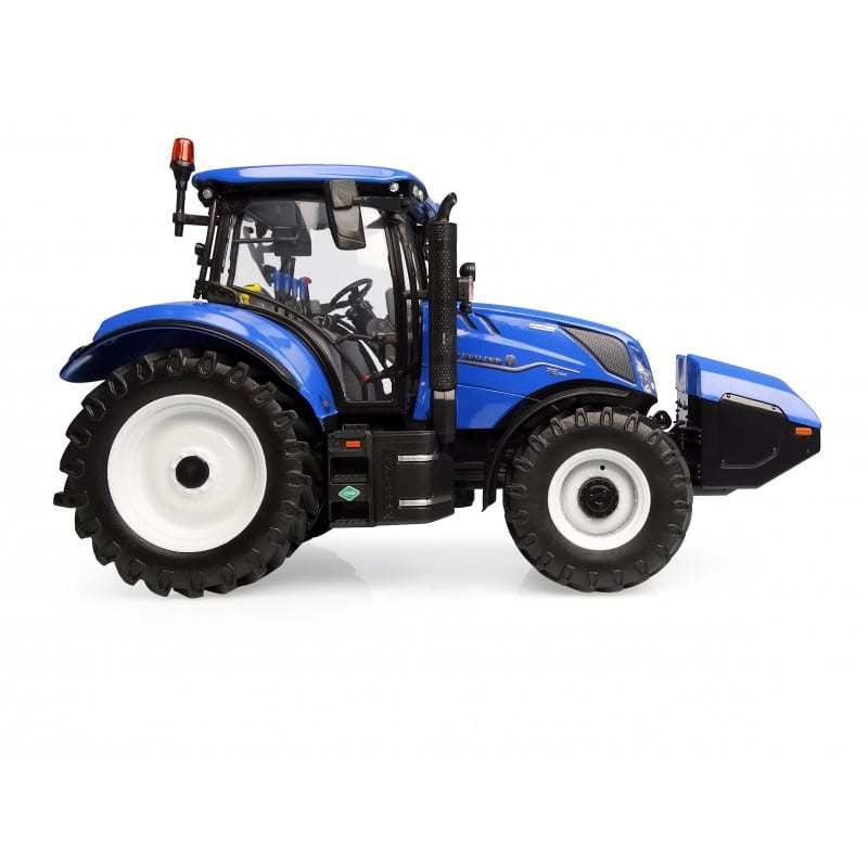 Universal Hobbies New Holland T6.180 Methane Power tractor 1:32